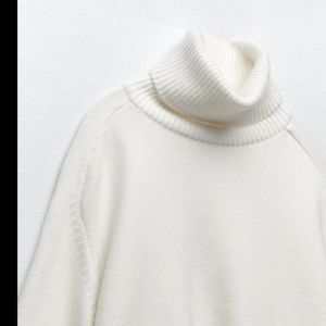 New white Zara Turtleneck